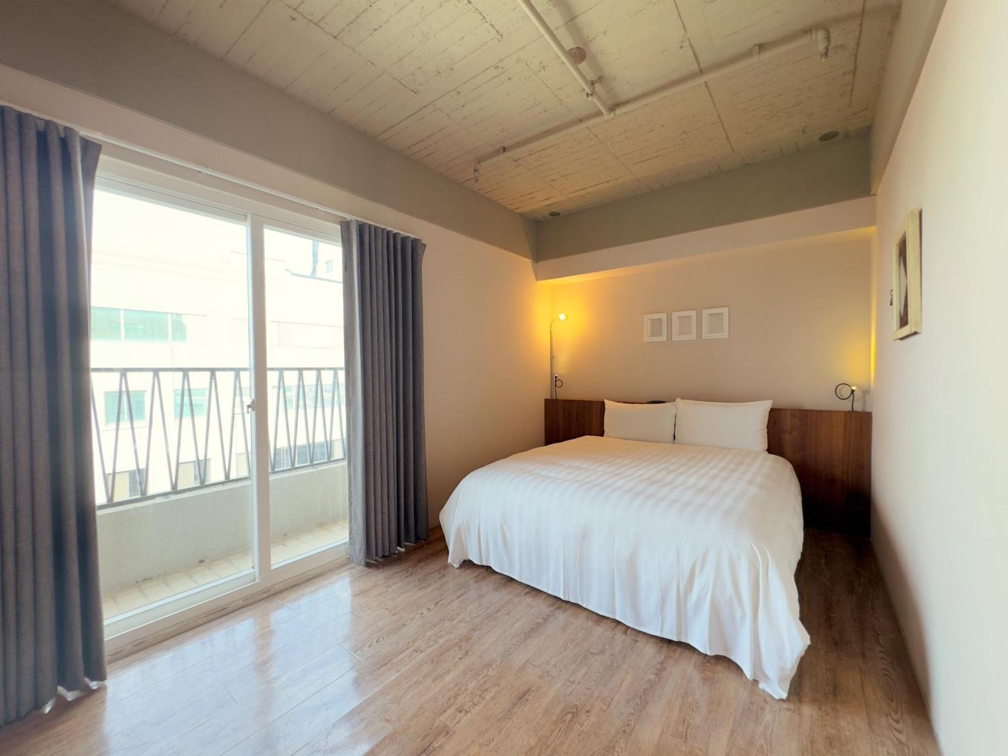 Roaders Hotel Tainan Chengda מראה חיצוני תמונה