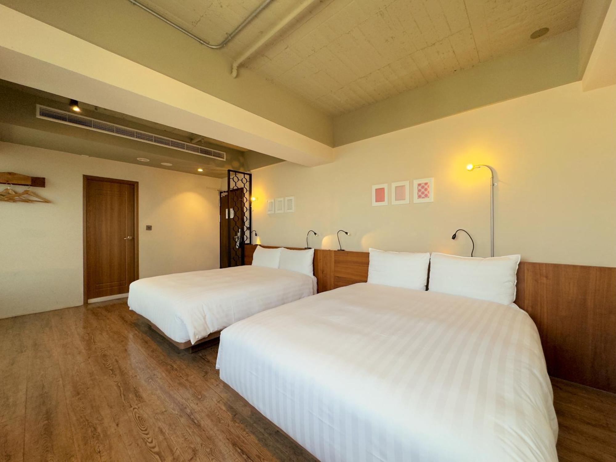 Roaders Hotel Tainan Chengda חדר תמונה