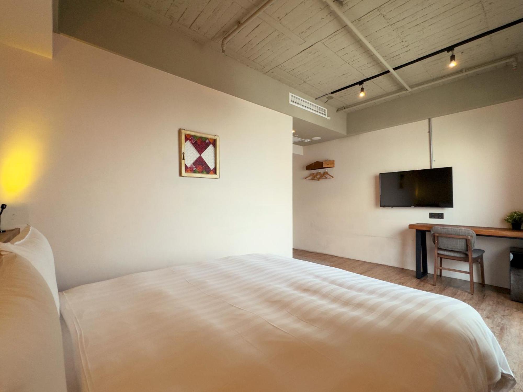 Roaders Hotel Tainan Chengda חדר תמונה