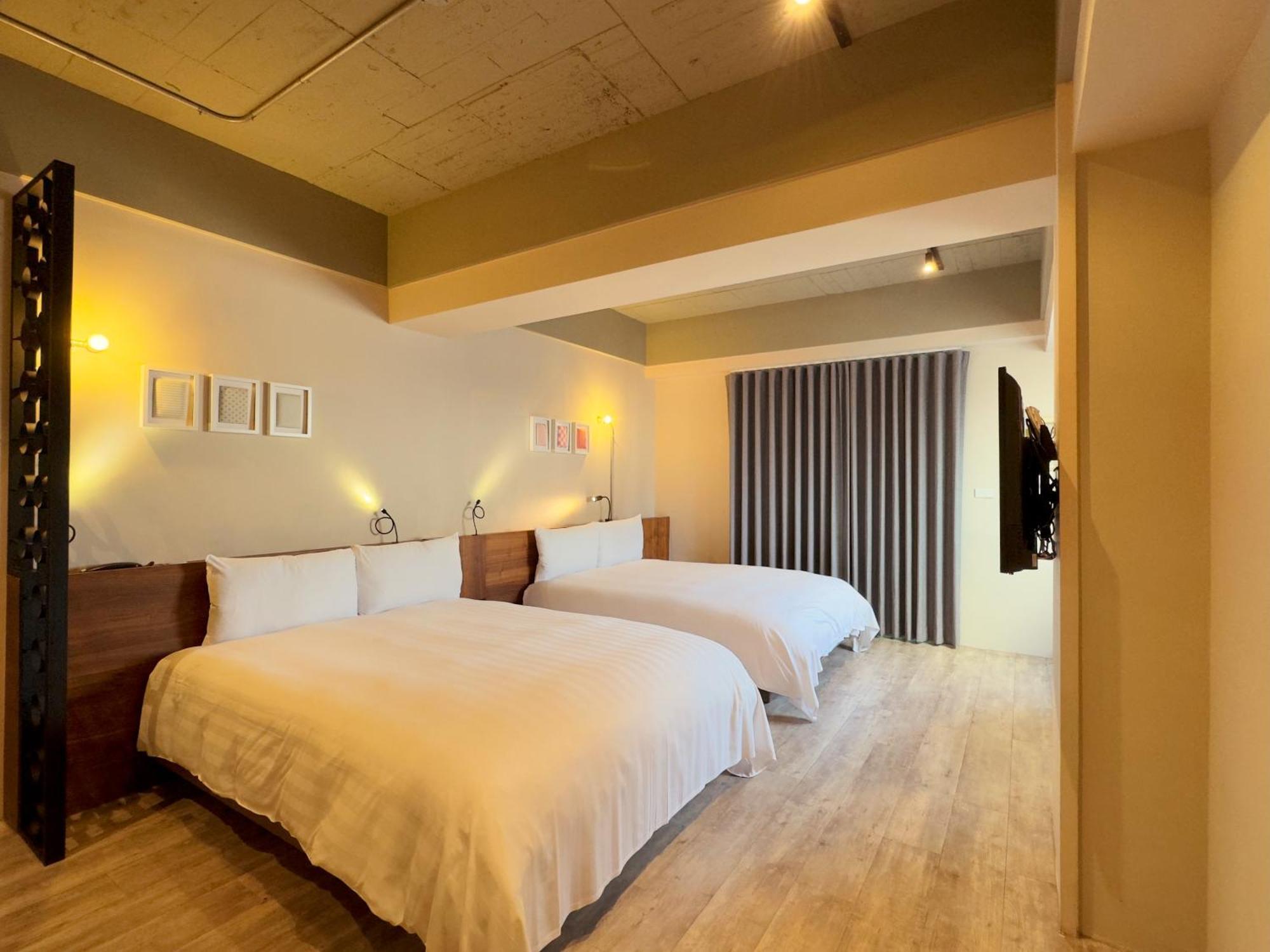 Roaders Hotel Tainan Chengda חדר תמונה