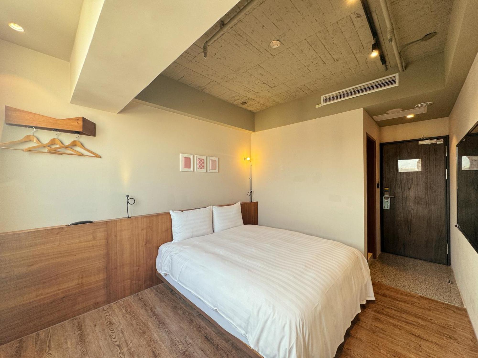 Roaders Hotel Tainan Chengda חדר תמונה